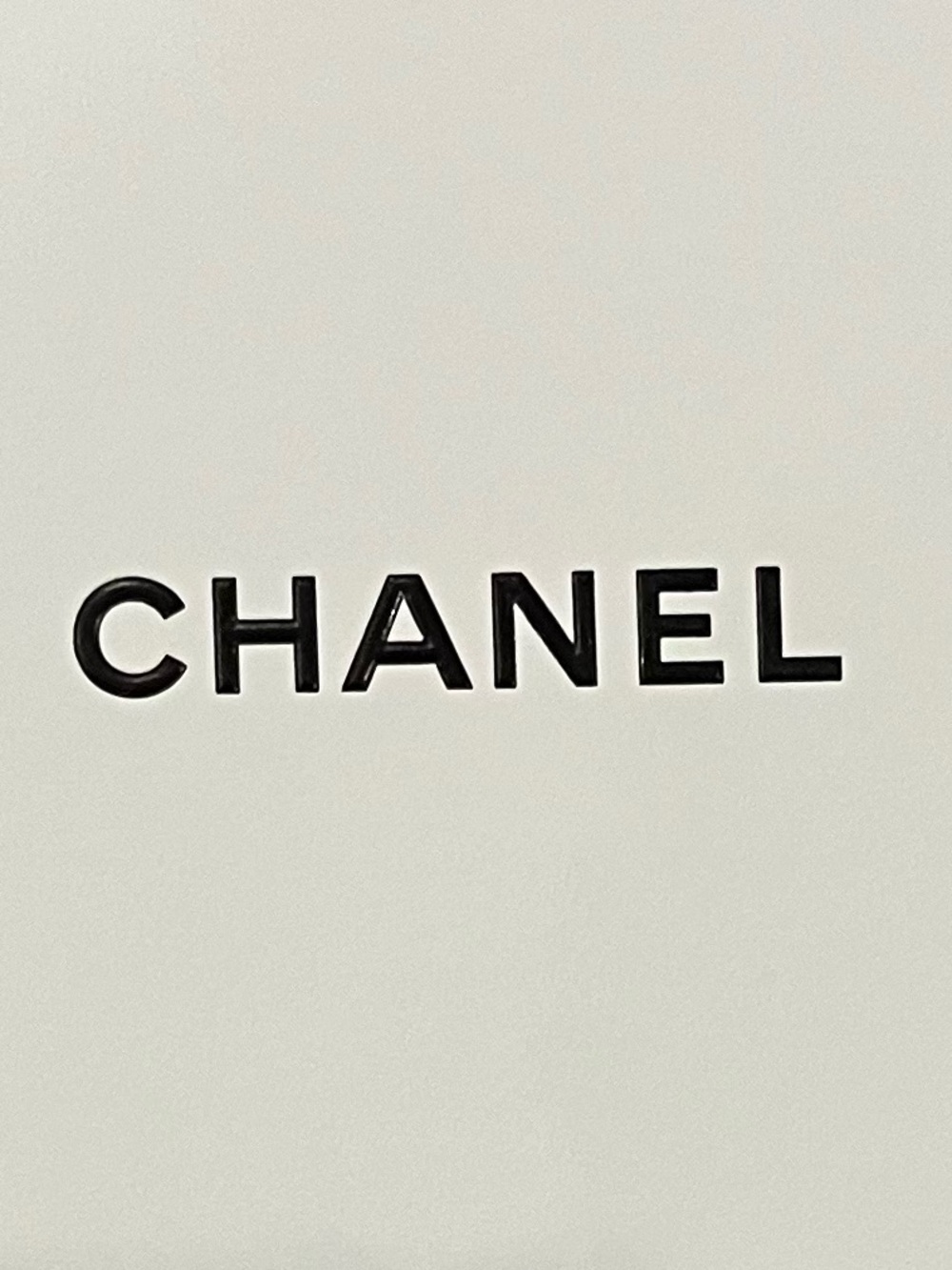 GWP CHANEL Gift Box, CHANEL Tissue Paper, Two Coco Perfume Samples - Picture 10 of 10